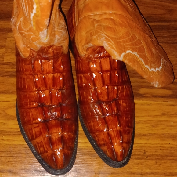 CowBoy Boots - Picture 1 of 4